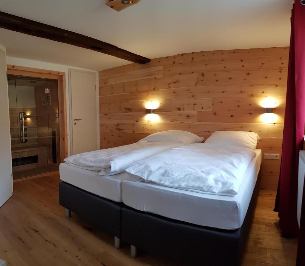 Apartment Zur Rhoen Tischlerei *